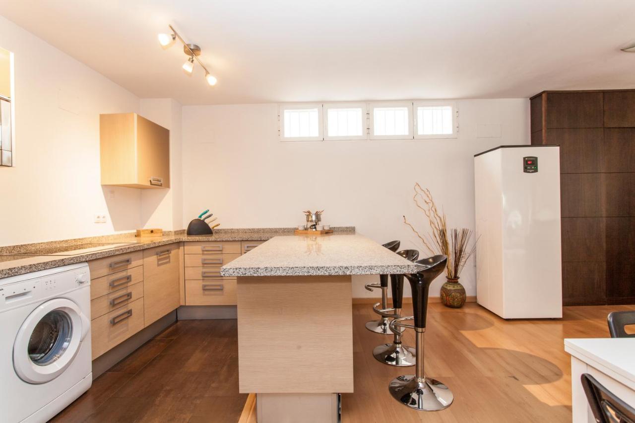 Lf Parking Incluido Amplio Loft En Barrio Santa Cruz Lejlighed Sevilla Eksteriør billede